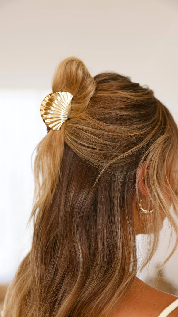 Scallop Hair Clip